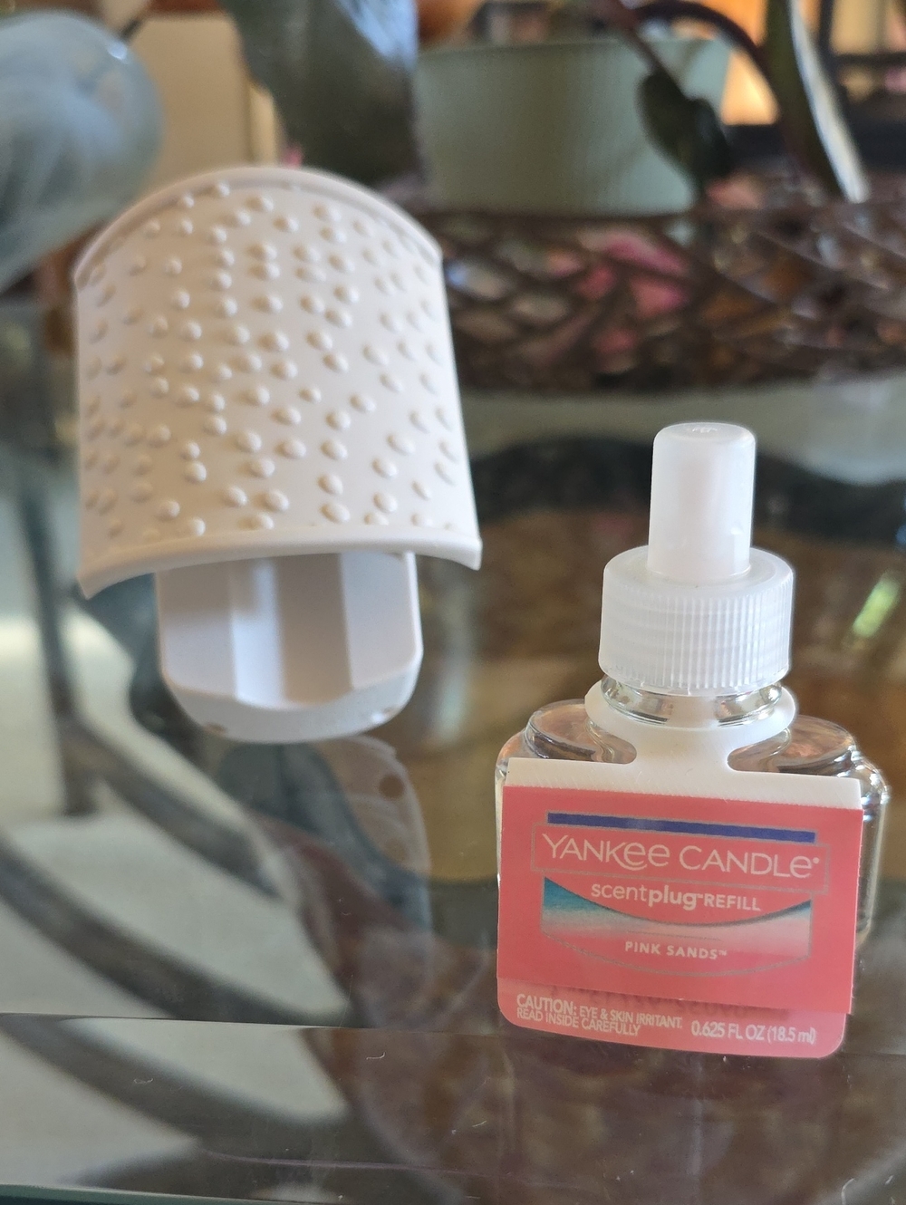 Yankee Candle Pink Sands ScentPlug Refill with White Holder New